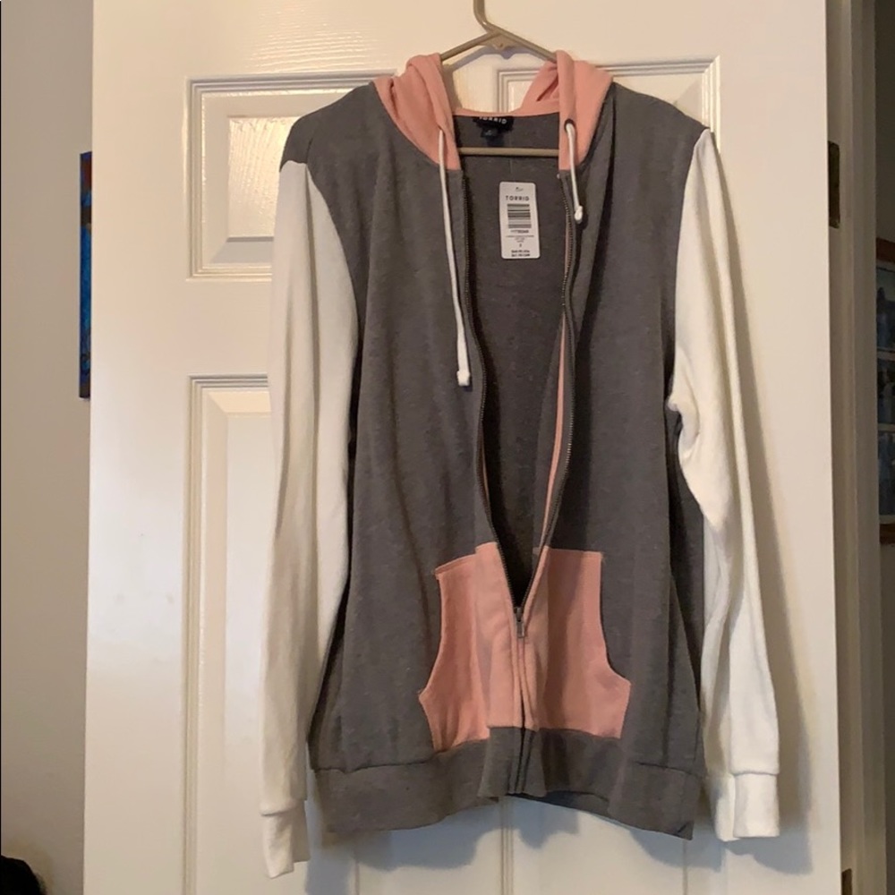 Sweatshirt